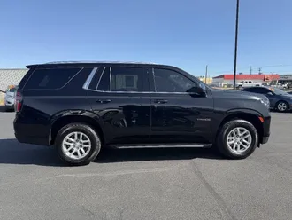2024 Chevrolet Tahoe photo 2