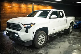 2025 TOYOTA TACOMA photo 2