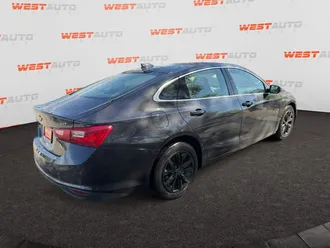 2023 Chevrolet Malibu photo 5