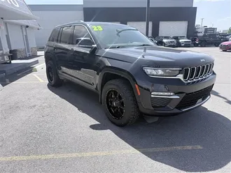2023 JEEP GRAND CHEROKEE photo 3