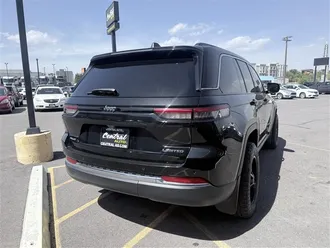 2023 JEEP GRAND CHEROKEE photo 5