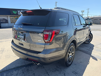 2018 Ford Explorer photo 5