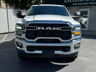 2025 RAM 2500 Big Horn photo 2