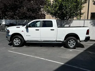 2025 RAM 2500 Big Horn photo 4