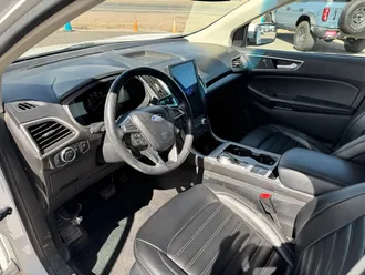 2022 Ford Edge photo 6