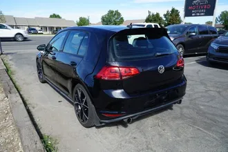 2016 Volkswagen Golf GTI photo 6