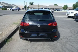 2016 Volkswagen Golf GTI photo 7
