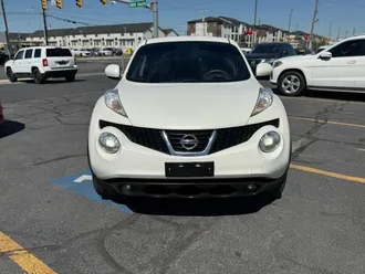 2013 Nissan JUKE photo 2