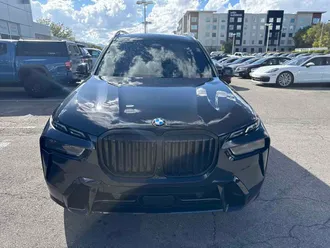 2024 BMW X7 photo 3