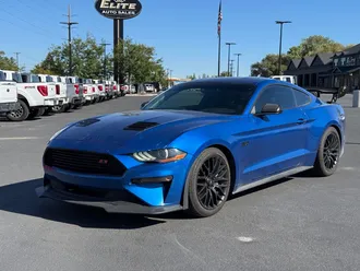 2018 Ford Mustang photo 3