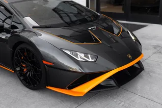 2023 Lamborghini Huracan STO photo 3