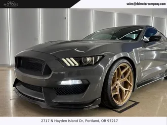 2018 Ford Mustang photo 7