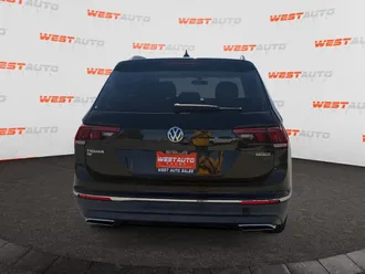 2020 Volkswagen Tiguan photo 4