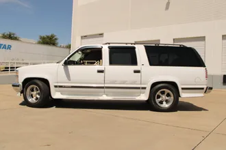 1997 Chevrolet Suburban photo 6