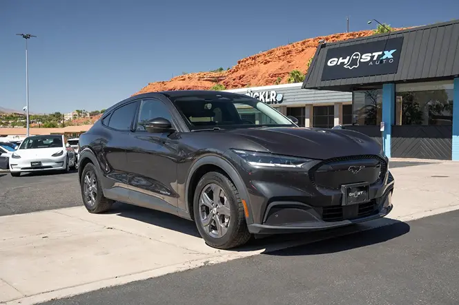 2022 Ford Mustang Mach-E
