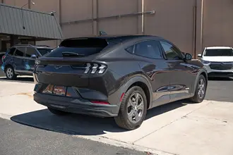 2022 Ford Mustang Mach-E photo 6