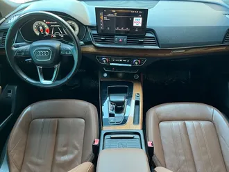 2021 Audi Q5 quattro Premium Plus photo 5