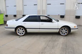 1996 Cadillac SLS photo 4