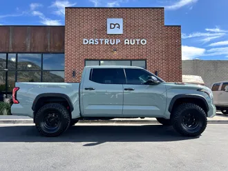 2022 Toyota Tundra Hybrid photo 7