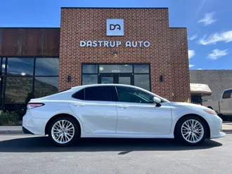 2019 Toyota Camry photo 7