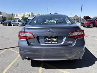 2017 SUBARU LEGACY photo 6