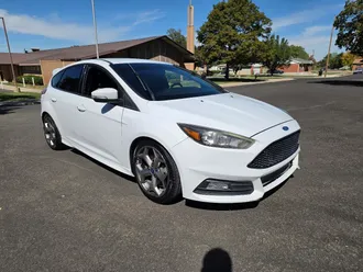 2017 Ford Focus photo 6