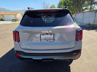 2024 Kia Sorento photo 4