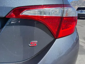 2015 Toyota Corolla photo 7