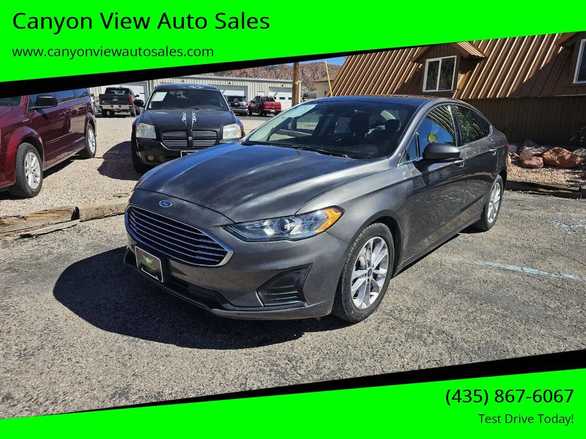 2020 Ford Fusion SE 4dr Sedan