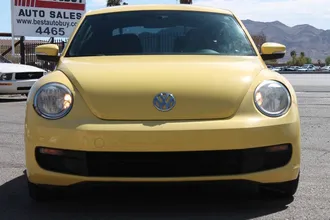 2014 Volkswagen Beetle photo 2