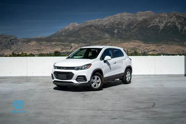 2019 Chevrolet Trax LS Sport Utility 4D