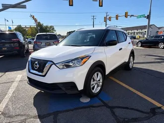 2019 Nissan Kicks photo 3