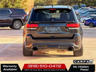 2015 Jeep Grand Cherokee SRT photo 5
