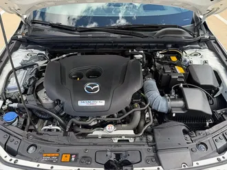 2024 Mazda Mazda3 photo 6