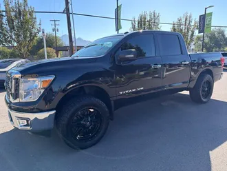 2018 Nissan Titan photo 4