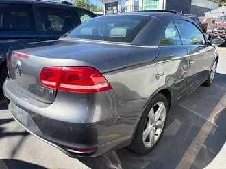 2012 Volkswagen Eos photo 2