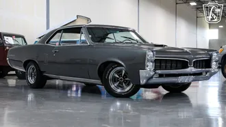 1967 Pontiac LeMans photo 4