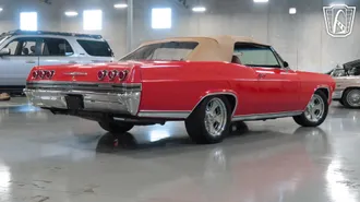1965 Chevrolet Impala photo 5