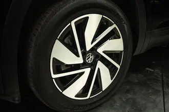 2025 VOLKSWAGEN ATLAS photo 3