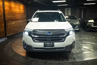 2025 SUBARU FORESTER photo 4