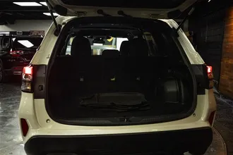 2025 SUBARU FORESTER photo 7
