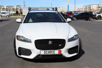 2018 JAGUAR XF photo 3
