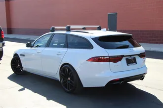 2018 JAGUAR XF photo 6