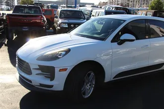 2019 PORSCHE MACAN photo 5