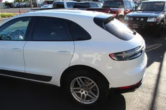 2019 PORSCHE MACAN photo 6