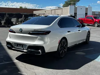 2024 BMW i7 M70 photo 7