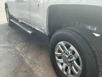 2015 Chevrolet Silverado 3500 LTZ photo 6