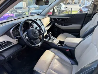 2021 Subaru Outback photo 3