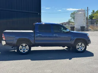 2015 Toyota Tacoma photo 5