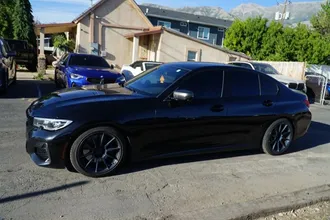 2020 BMW 3 Series photo 2